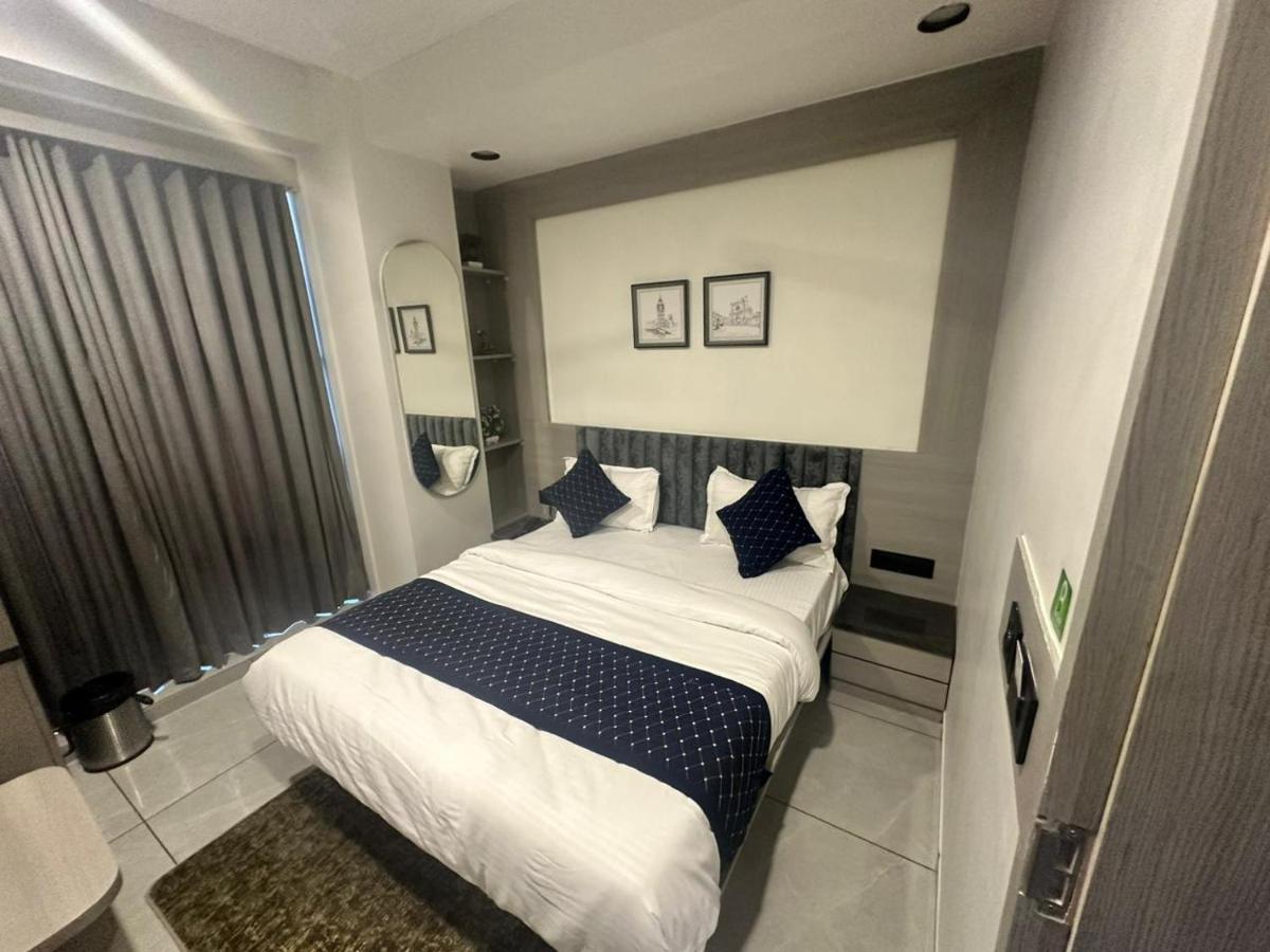 Hotel Asiana Sky Motera อาเมดาบัด ภายนอก รูปภาพ