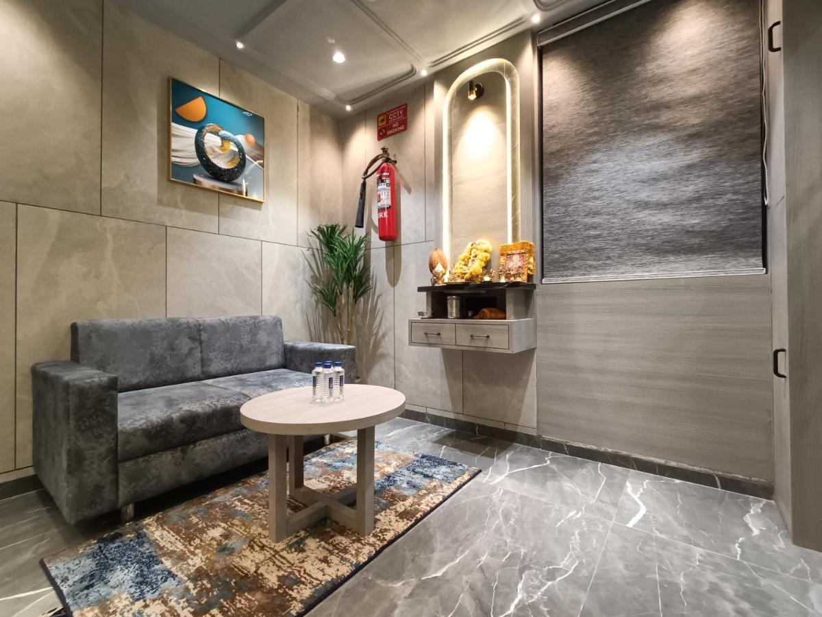 Hotel Asiana Sky Motera อาเมดาบัด ภายนอก รูปภาพ